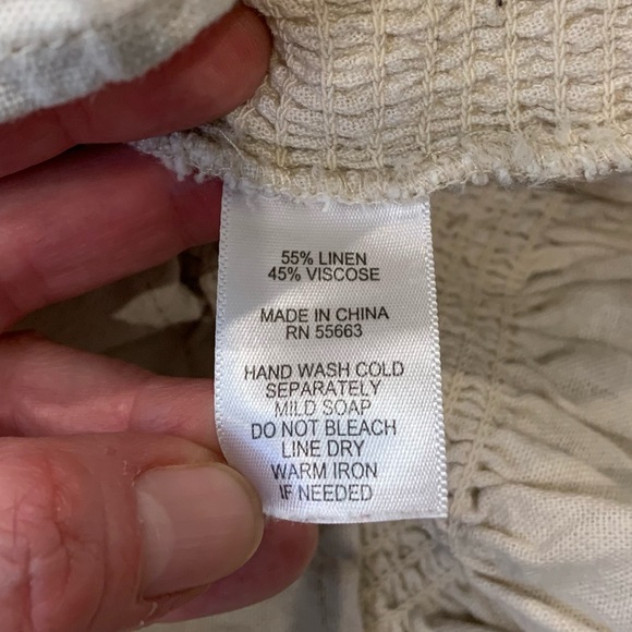 Cupcakes and Cashmere beige linen blend flutter sleeve top with smocked waist - Picture 7 of 7